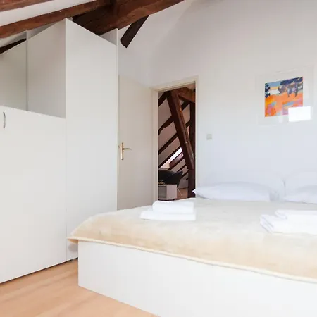 Apartman Hedera Estate Hedera A5 - Breakfast Included