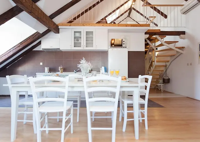 Hedera Estate, Hedera A5